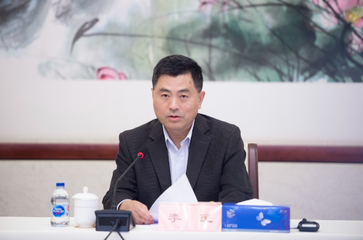 吹风会上讲话.png